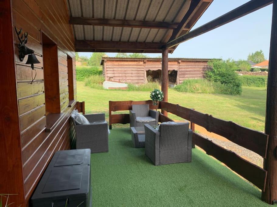 Chalet Le Montebello Bazeilles Εξωτερικό φωτογραφία